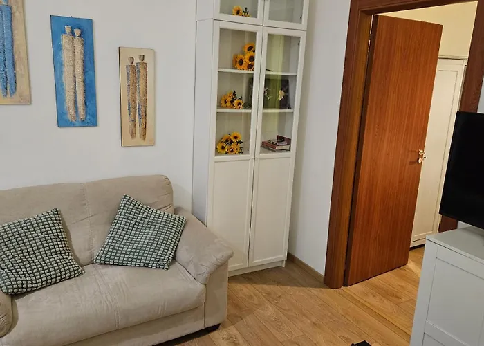 Flat 381